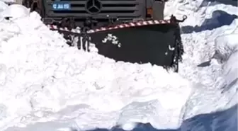 Hozat'ta jandarmadan kış mesaisi