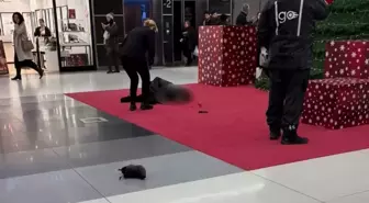 İstanbul'un göbeğindeki AVM'de korkunç olay! 2. kattan düşen genç hayatını kaybetti