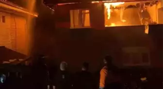 Karabük'te iki katlı evde korkutan yangın
