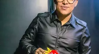 Kolombiyalı şarkıcı Jimenez, uçak kazasında hayatını kaybetti