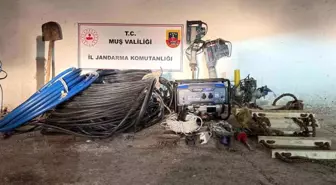 Muş'ta kaçak kazı operasyonu: 2 gözaltı