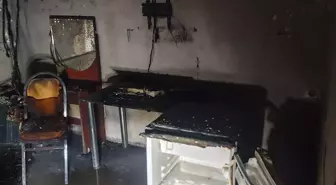 Otelde çıkan yangında 10 kişi dumandan etkilendi