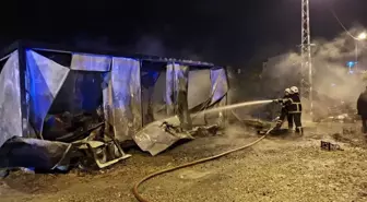 Samandağ'da konteyner yangını