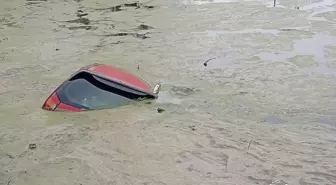 Samsun'da otomobilin sulama göletine devrilmesi sonucu 2 kişi yaralandı