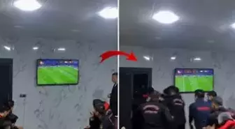 Siren çaldı, derbi yarım kaldı! İtfaiyecilerin refleksi 'Helal olsun' dedirtti