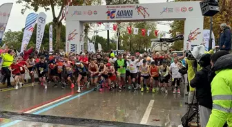 Uluslararası Adana Kurtuluş Yarı Maratonu koşuldu