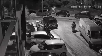 Üsküdar'da 53 bin lira değerindeki motosiklet parçası hırsızlığı kamerada