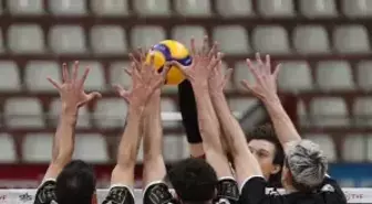 Voleybol: SMS Grup Efeler Ligi