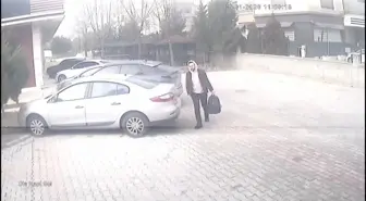 9 yıldır aranan FETÖ firarisi kardeşinin kimliğiyle saklandığı evde yakalandı