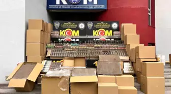 Adana'da depoda binlerce kaçak tütün ürünü ele geçirildi: 2 kişi tutuklandı