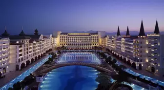 Antalya'daki ultra lüks Mardan Palace Hotel el değiştirdi