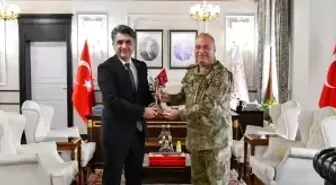 Bolu'da yeni Tugay komutanı Öztürk göreve başladı