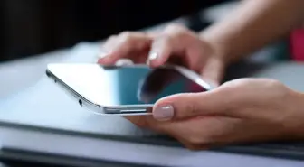 Evli olanlar dikkat: Mesajı ve çağrıları görüp cevaplamamak boşanma sebebi olabilir