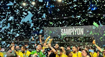 Golazo Cup'ta Fenomeno Armada şampiyon oldu