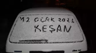 Keşan'da kar yağışı etkili oluyor