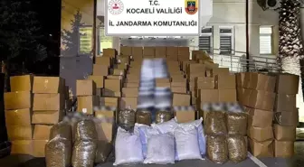 Kocaeli'de 6,3 milyon liralık makaron ve tütün ele geçirildi