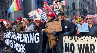 New York'ta binlerce kişiden ICE'a tepki yürüyüşü