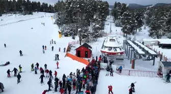 Sarıkamış'ta 'Kristal' heyecan: Kayak sezonu zirve yapıyor