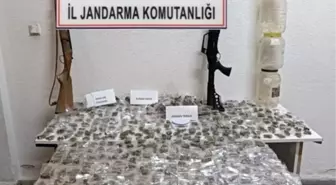 Tekirdağ'da uyuşturucu operasyonunda satışa hazır esrar ele geçirildi