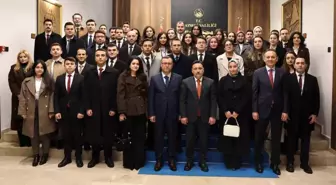 Vali Çiçek, hakim ve savcı yardımcılarıyla bir araya geldi