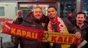 Zecorner Kayserispor'un Manchester City'den kadrosuna kattığı Jadel Katongo kente geldi