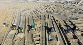 Albüm: Çin'in Xinjiang Bölgesinde Çiftçiler Çölleşmeye Karşı Mücadele Veriyor