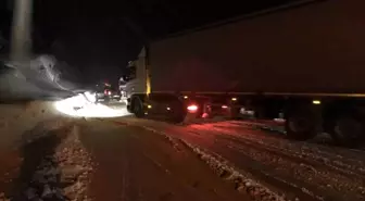 Antalya'da bin 825 rakımlı Alacabel'de kar yağışı başladı