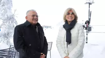 Başkan Büyükkılıç, Eski Başbakan Tansu Çiller'e Erciyes'i Tanıttı