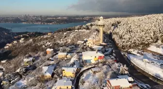 Beykoz'da kar yağışı; seyirlik manzara havadan görüntülendi