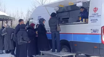 Bingöl Üniversitesinde öğrencilere mobil araçla çorba ikrabında bulunuldu