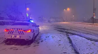 Bolu Dağı'nda kar etkili oluyor