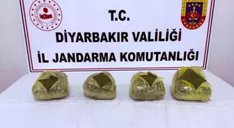 Diyarbakır'da 28 kilo esrar ele geçirildi