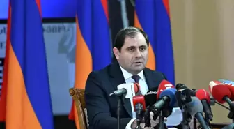Ermenistan Savunma Bakanı Papikyan: 'Azerbaycan ile silahlanma yarışına girmeyi planlamıyoruz'