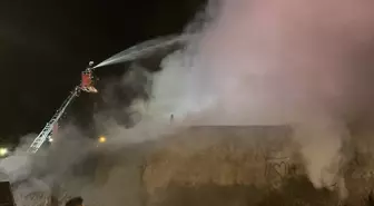 Eskişehir'de marangozhanede çıkan yangın söndürüldü