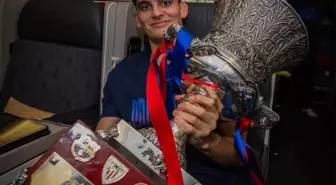 Barcelona Süper Kupa Şampiyonluğunu THY Uçağında Kutladı