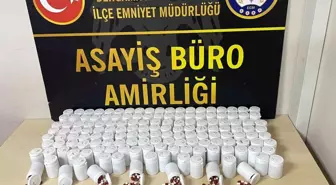 İzmir'de 8 bin adet uyuşturucu hapla yakalanan şüpheli tutuklandı