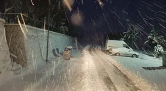 Ladik Belediyesinin karla mücadele çalışmaları sürüyor