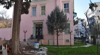Latife Hanım Köşkü'nün bakımsızlığı tepkilere neden oldu
