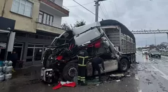 Samsun'da iki tırın çarpıştığı kazada 1 kişi yaralandı