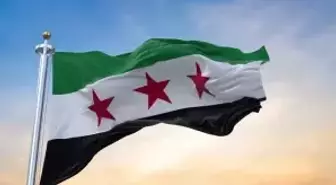 Suriye Savunma Bakanlığı, tüm silahlı unsurların Fırat Nehri'nin doğusuna çekilmesini istedi