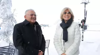 Tansu Çiller, tatil için Erciyes'te