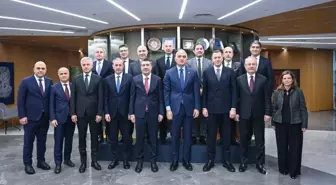 Turizm Gündemi, Bakan Ersoy ve Bankalar Birliği ile Masaya Yatırıldı