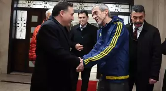 Vali Çiçek'ten ev ziyareti