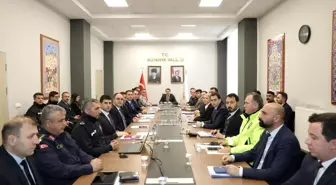 Vali Işın: 'Devletin temel görevlerinden biri de vatandaşların huzur ve güven içinde yaşamalarını sağlamaktır'