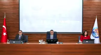 Vali Toros: 'Mersin'de 541 kamu projesi yürütülüyor'