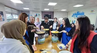 Yöresel lezzetler atölyesinde kuymak keyfi