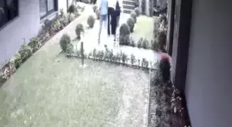 Bakırköy'de bir günde 1 milyon lira ziynet eşyası çalan hırsızlar yakalandı