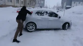 Bitlis'te kardan 229 yerleşim yerinin yolu kapandı