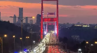 İstanbul'da akşam saatlerinde trafik yoğunluğu yüzde 85'e çıktı