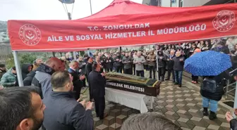 Nefes borusuna elma parçası kaçan kadın öldü